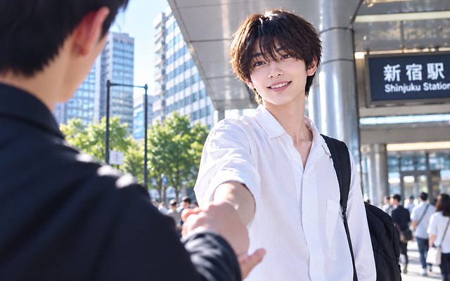 SCENE 01